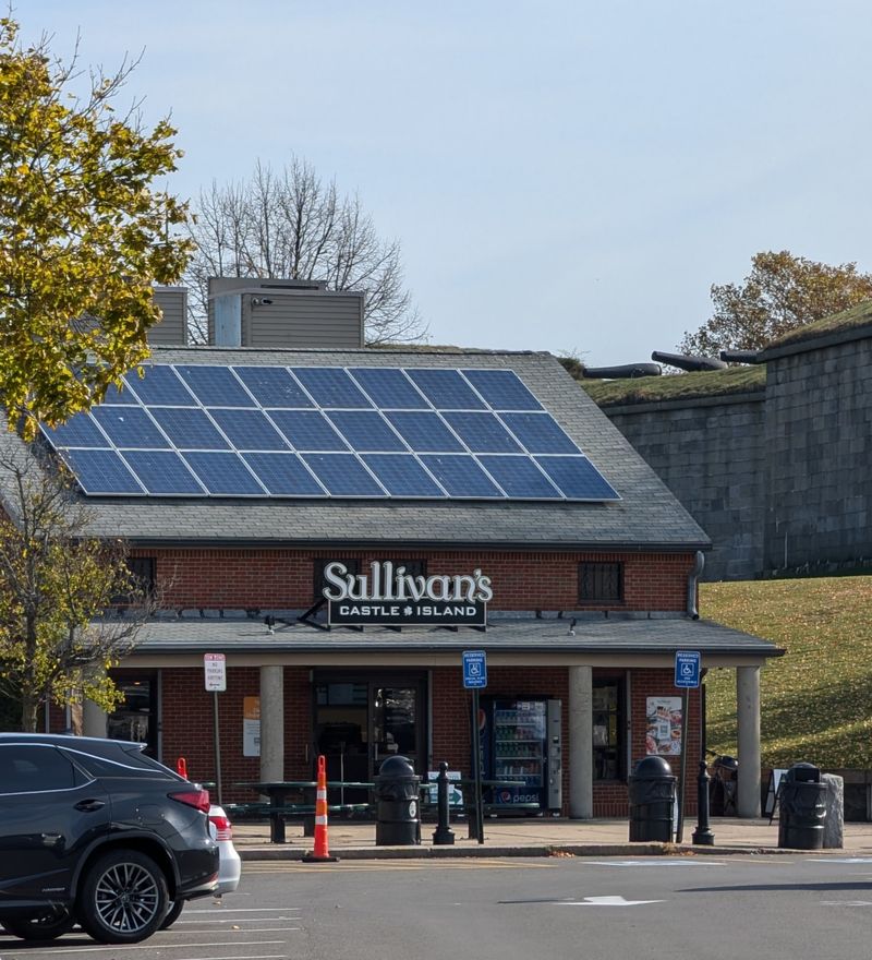 Sullivan's at Castle Island – South Boston