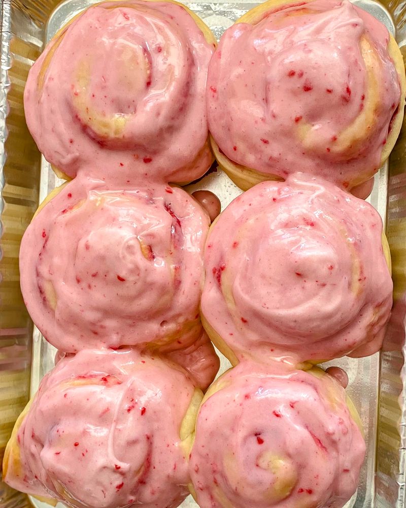 Raspberry Rolls That Deserve Their Own Fan Club