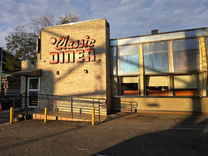 The Classic Diner, Richmond Hill