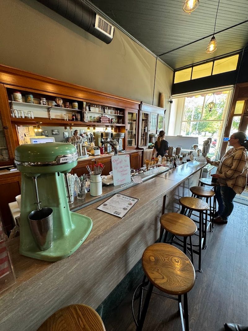 The Classic Soda Fountain Bar With Stools