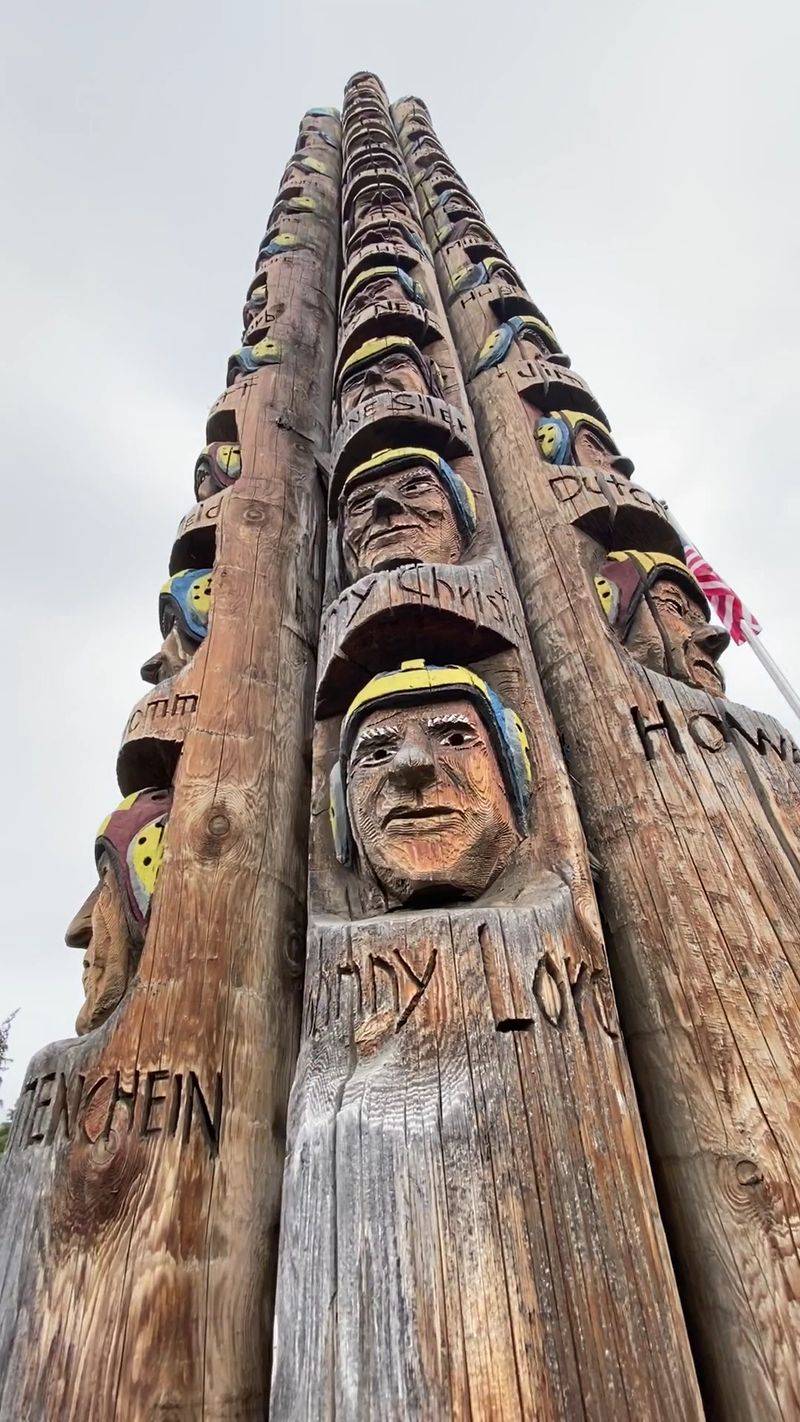 The Codger Pole, Colfax