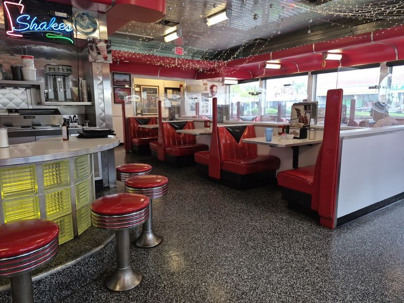 Early Bird Hours That Actually Respect Your Morning