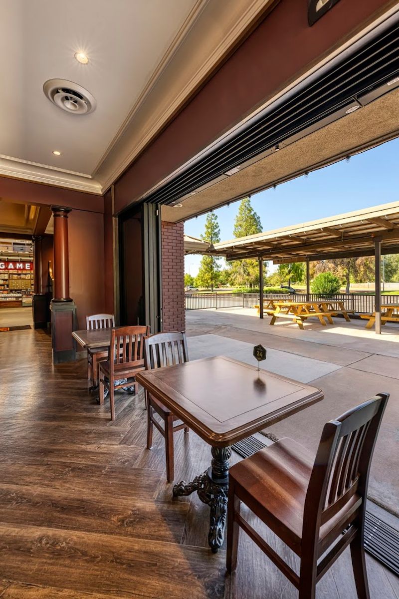 The Community Vibe That Sets It Apart The Community Vibe That Sets It Apart