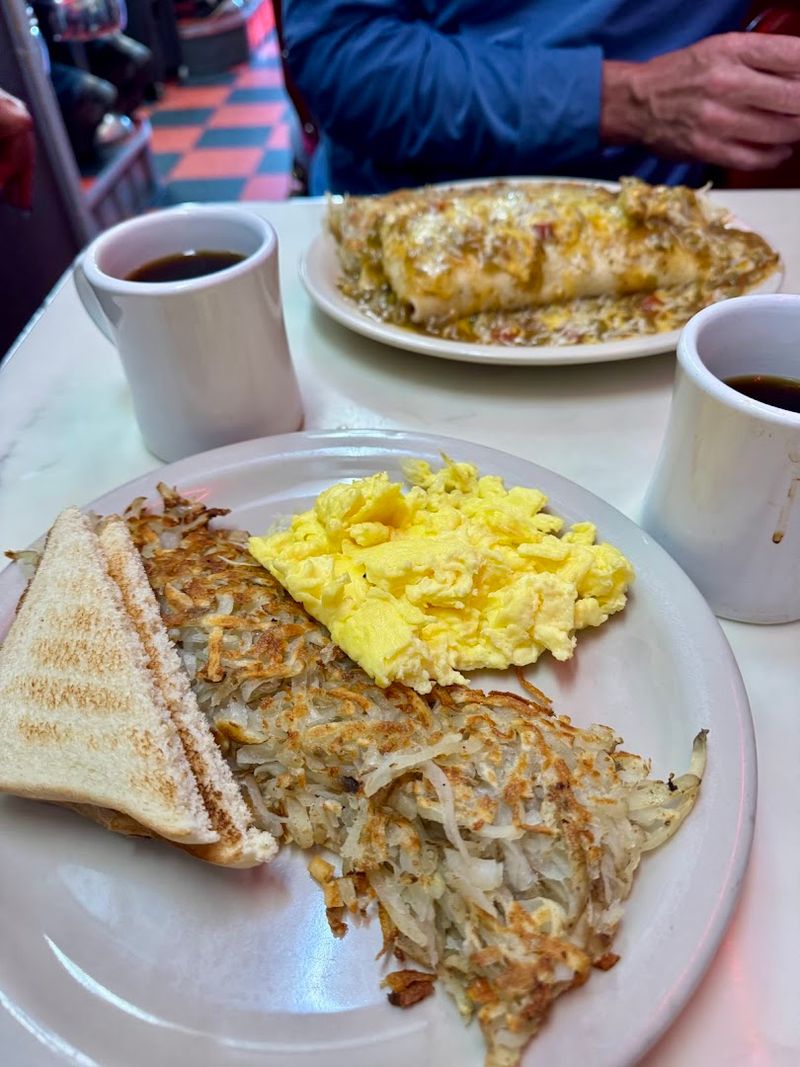 The Confident Friend Recommendation Oscar's Cafe Has Quietly Become In Durango
