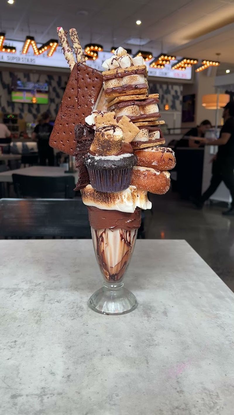 The Shake That Made Everyone Stop In Their Tracks