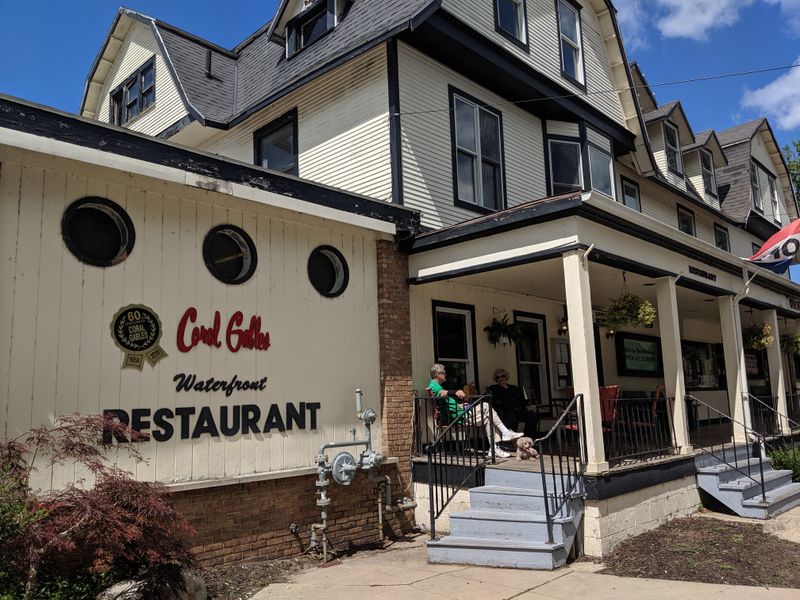 Coral Gables, Saugatuck