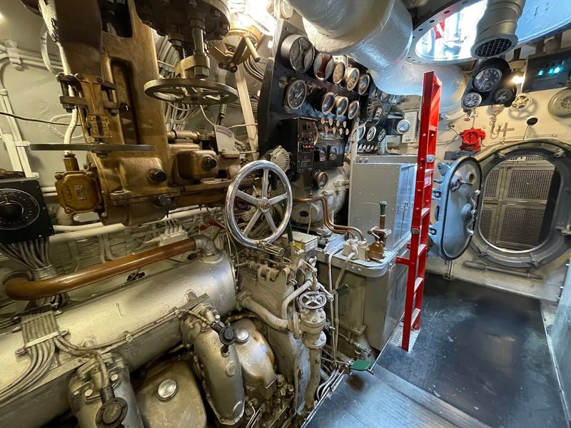 The Control Room And Periscope