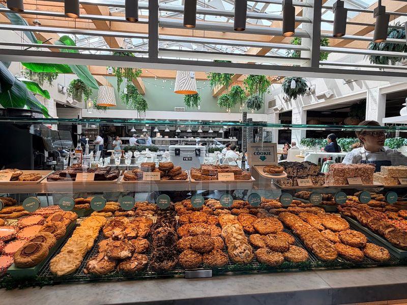 The Cookie Bar Moment