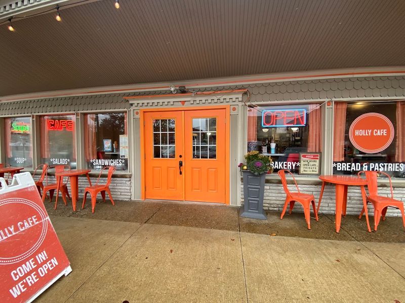 The Holly Cafe, Holly