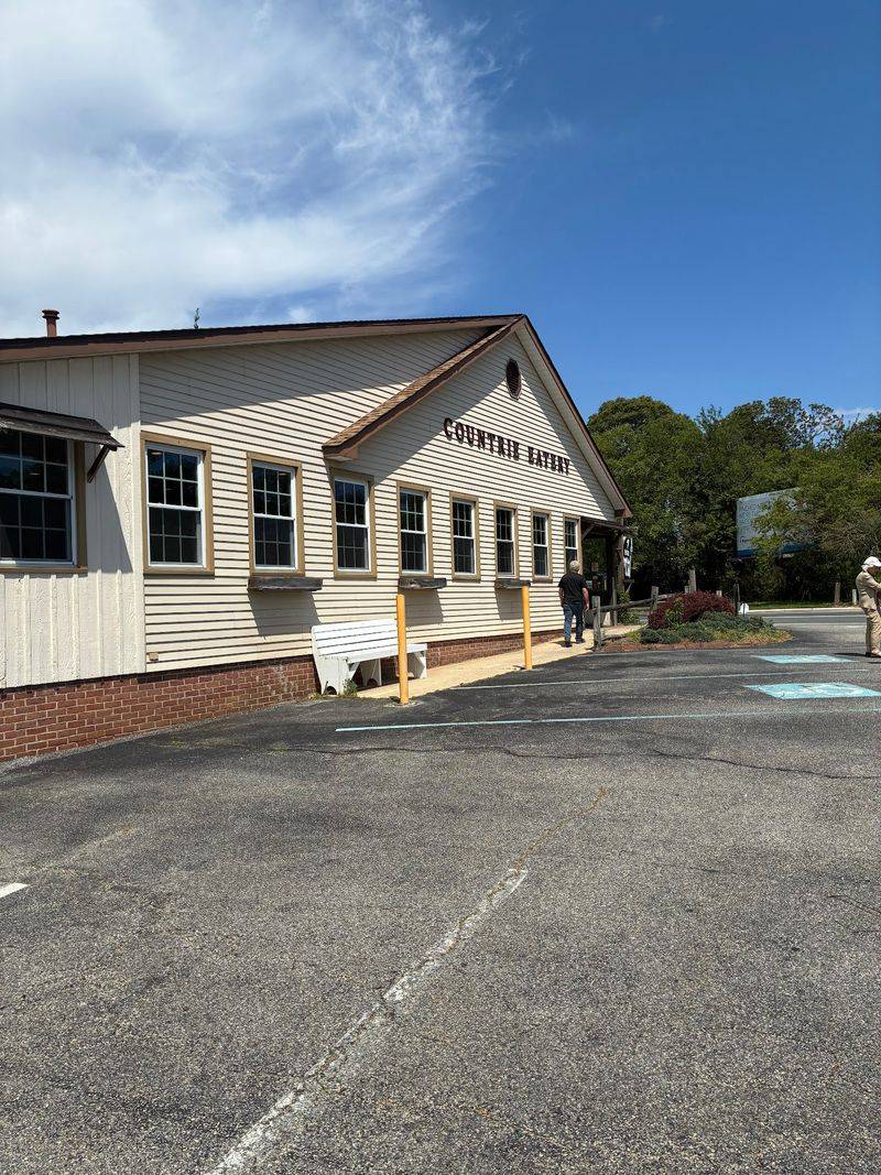 The Countrie Eatery