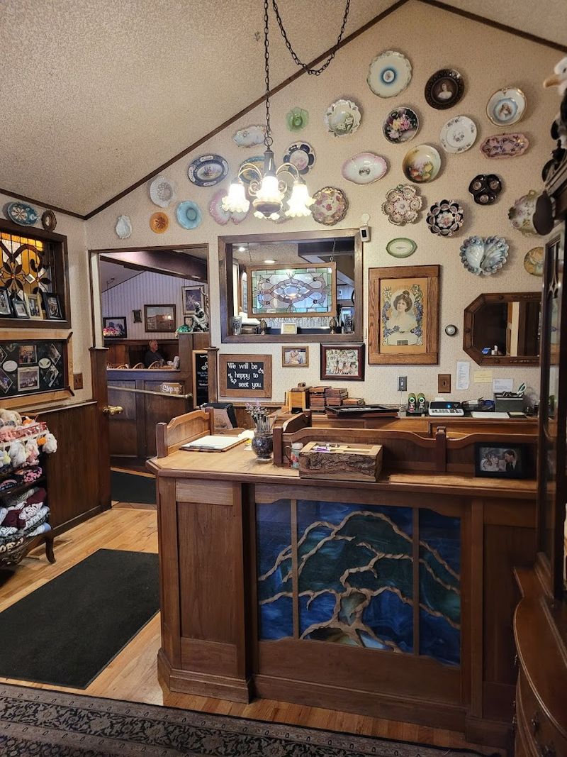 French Toast That Earns Its Legendary Status