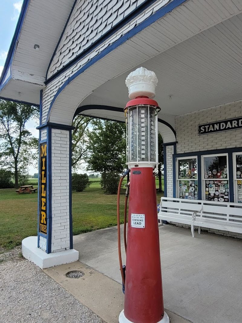 A Classic Full-Service Stop