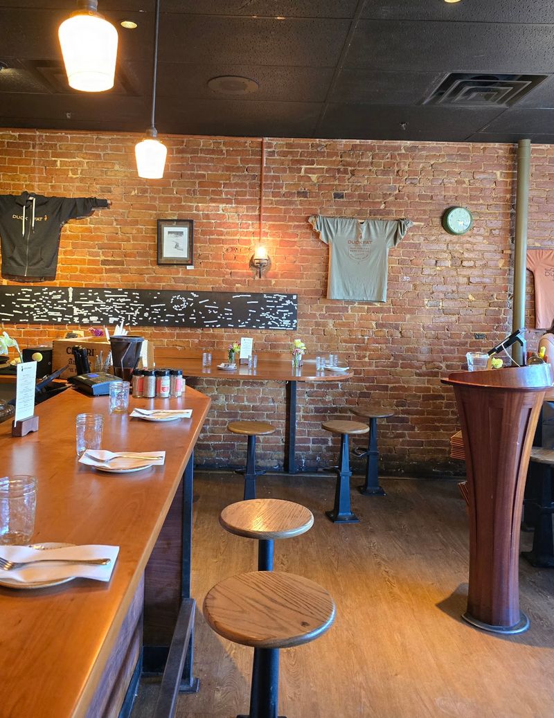 The Cozy Room Feels Like A Neighborhood Secret 