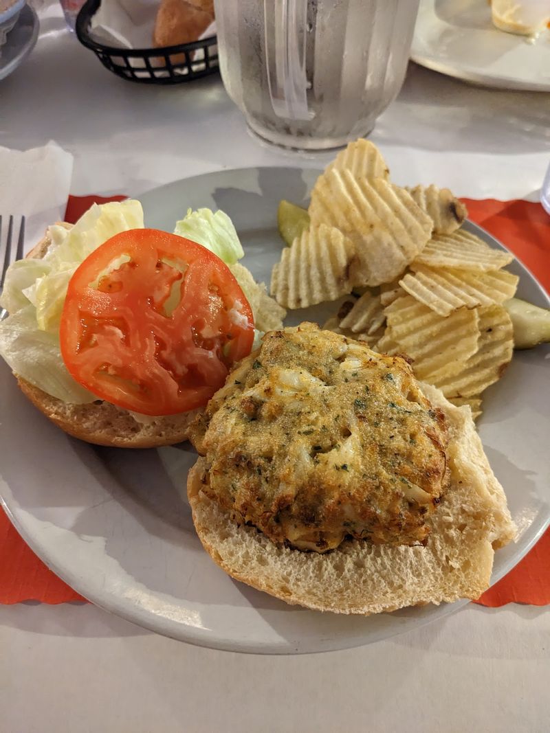 The Crab Cake That Belongs In A Hall Of Fame