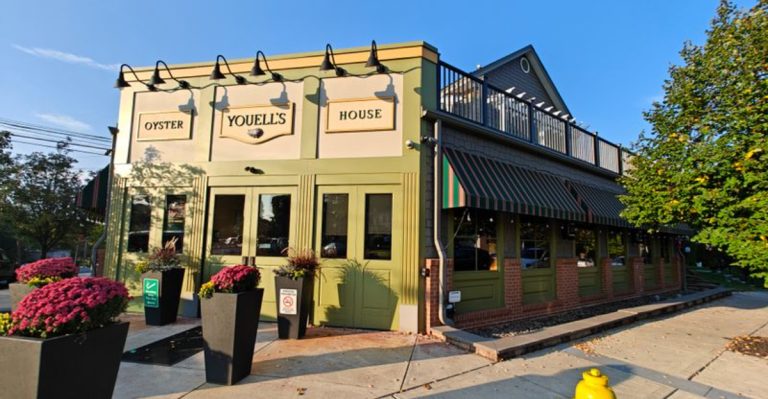 The Crab Cakes At This Pennsylvania Spot Are So Delicious, You’ll Want To Drive For Them