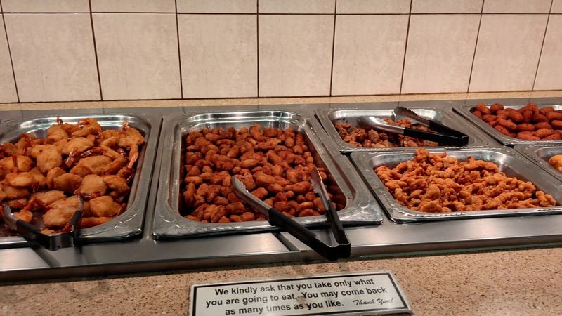 The Sides And Fixings That Turned A Feast Into A Full Experience