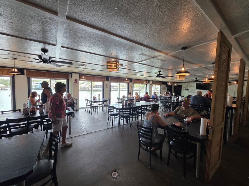 The Crab Plant: Crystal River's Claw-Some Hideaway The Crab Plant: Crystal River's Claw-Some Hideaway