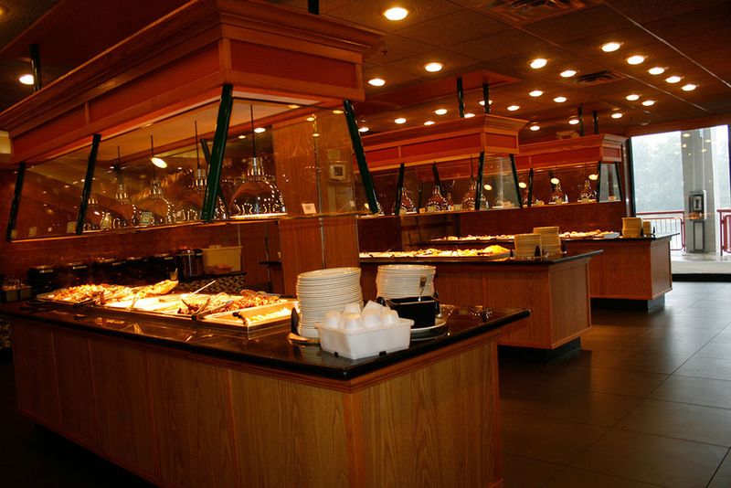 Ichiban Seafood Buffet - Springfield
