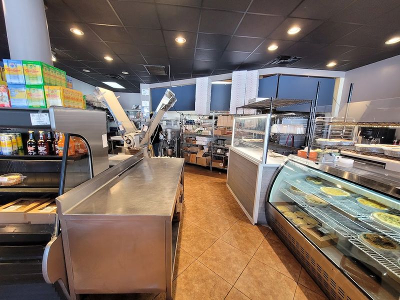 Homemade Cheesecakes Made Right Before Your Eyes