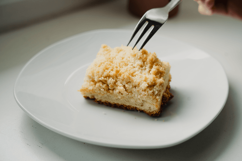 The Crumb Cake That Earns Its Road Trip Status