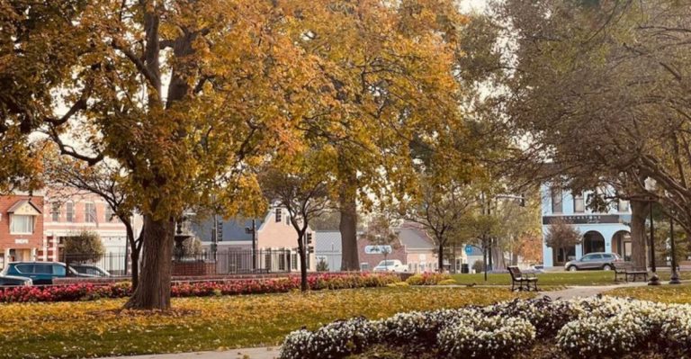 The Cutest Main Street In Iowa That Every Road Trip Should Include