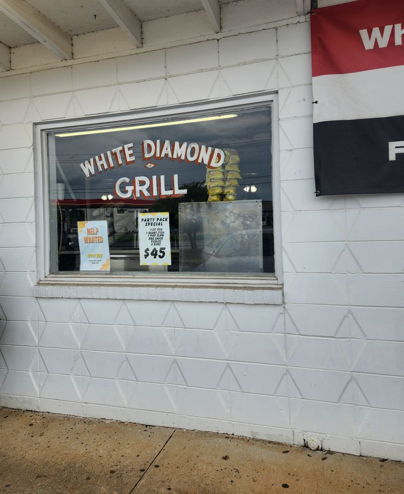 White Diamond Grill & Barbecue, Bonaire, Georgia, GA 31005