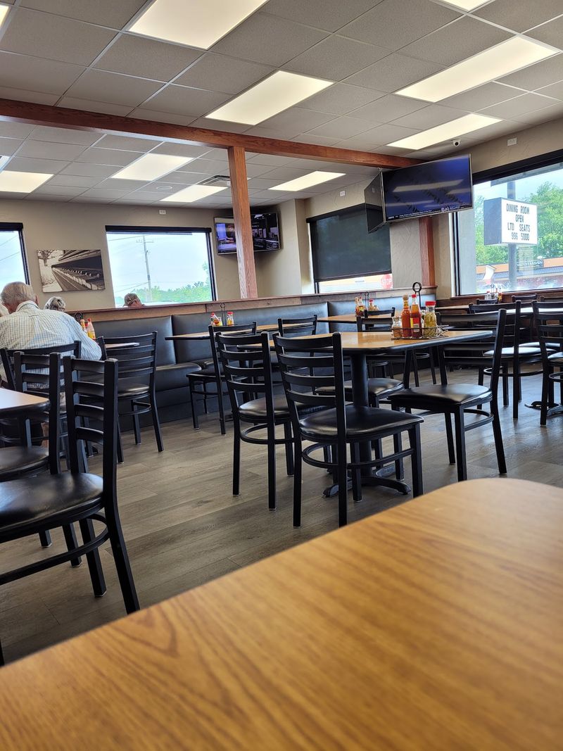 The Dari, Greenwood