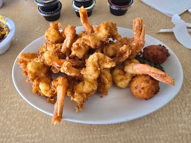 Surf Rider Restaurant – Hampton