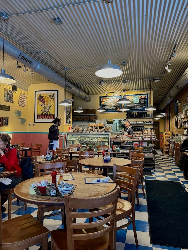 Service Style That Feels Genuinely Warm