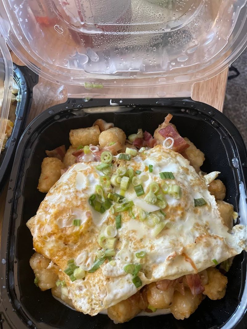 The Breakfast Bowl Is a Seriously Underrated Order