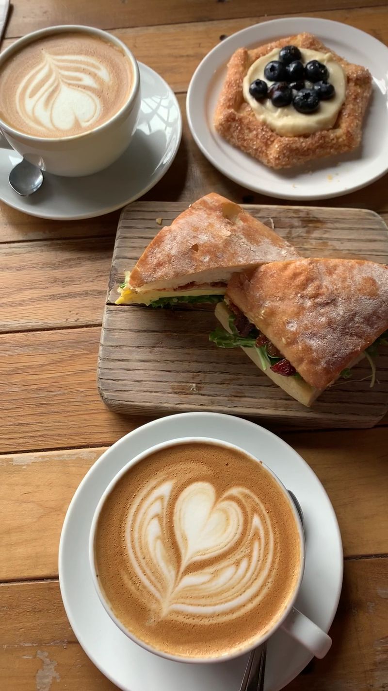 Fox In The Snow Cafe