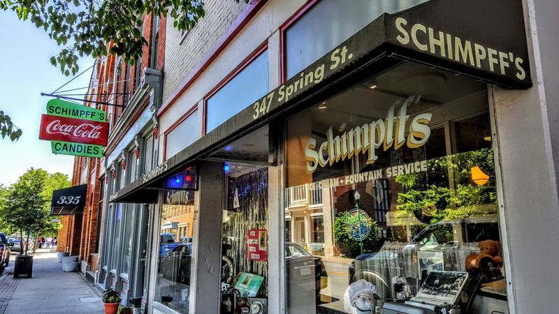 The Deli Lunchroom That Makes This A Full Day Destination