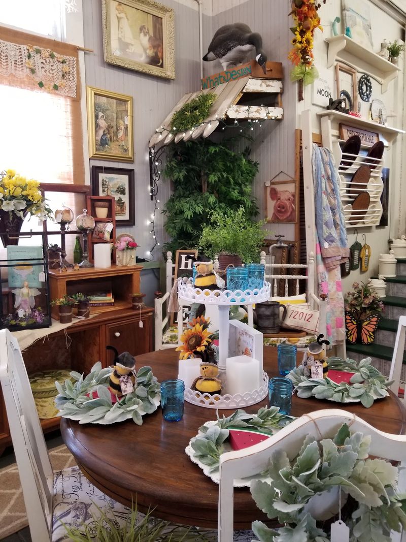 The Depot Vintage Market, Beebe The Depot Vintage Market, Beebe