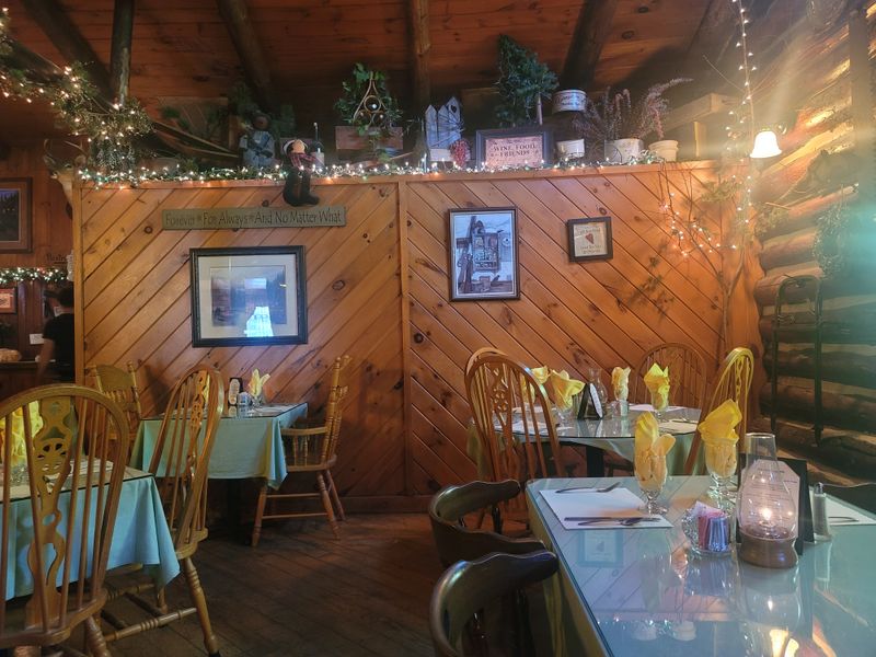 Denise Delivers Outstanding Service