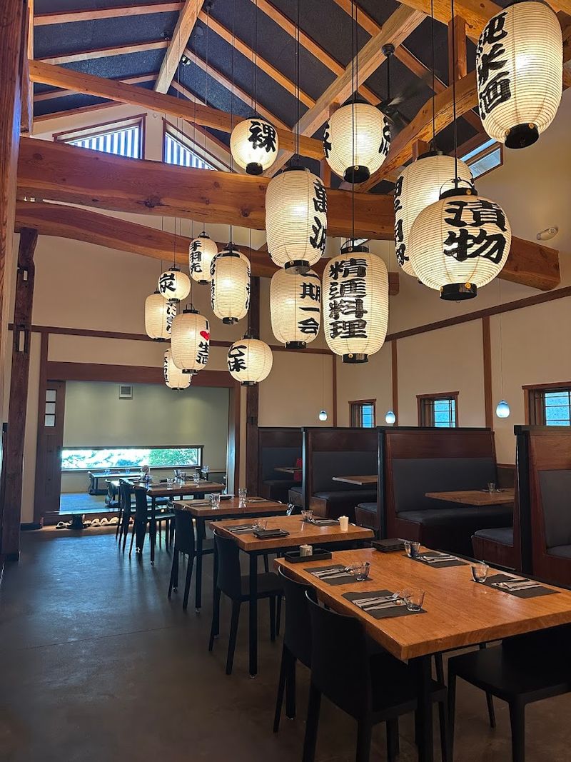 The Indoor Atmosphere That Feels Like A Film Set