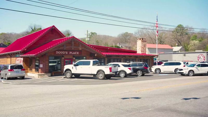 Doug’s Place — 696 Highway 293, Emerson