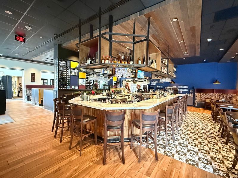 Notch Modern Kitchen & Bar