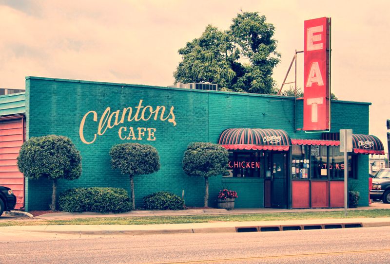 Clanton’s Cafe