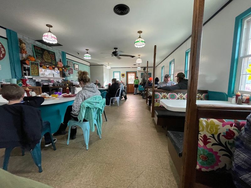 The Diner Has a 4.8-Star Rating Backed by Over 1,300 Reviews