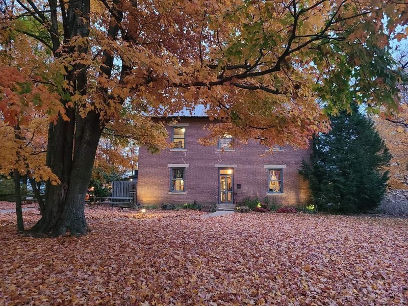 The Dining House At Murphin Ridge Inn, West Union
