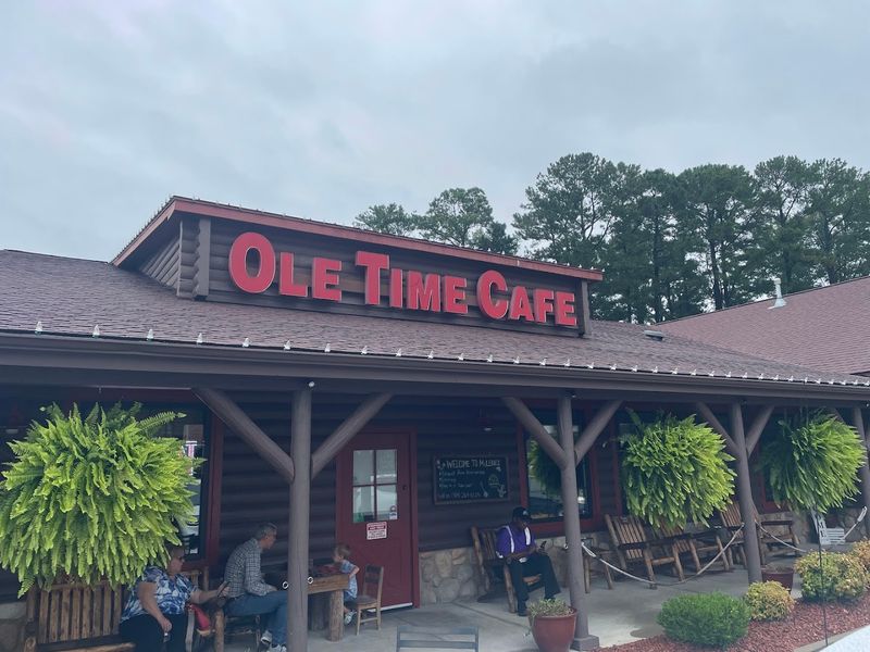 McLean's Ole Time Cafe