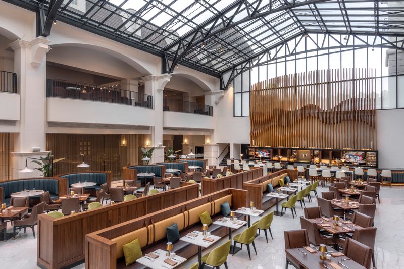 Versailles Restaurant 