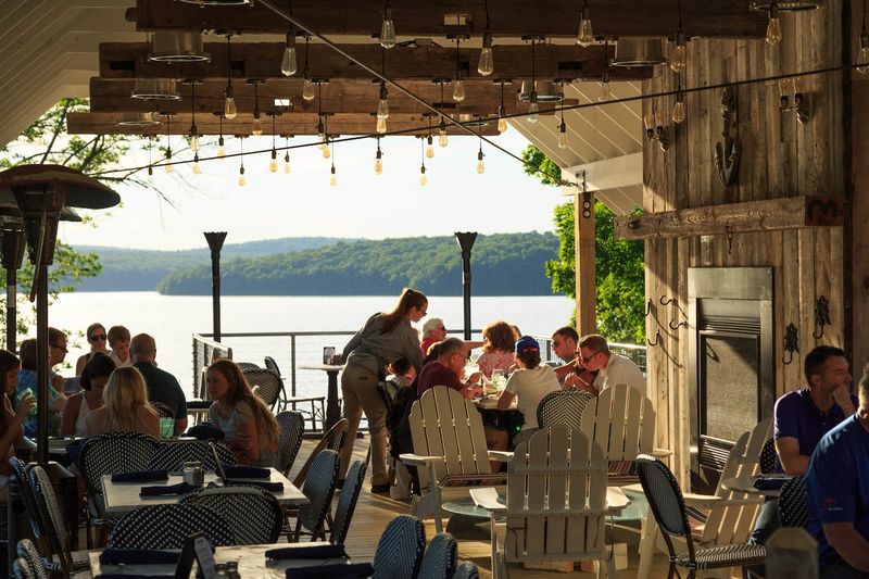 The Dock On Wallenpaupack, Hawley