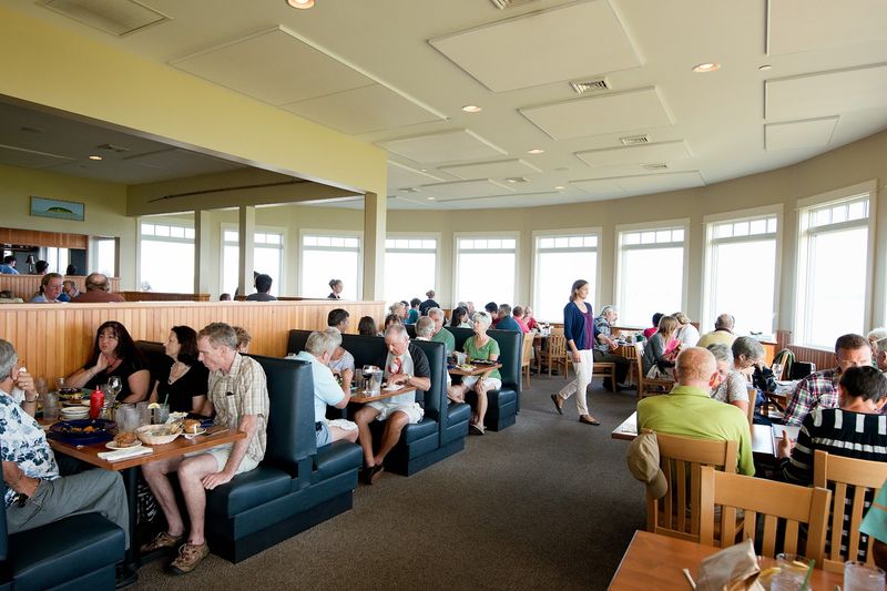 The Dolphin Marina & Restaurant, Harpswell