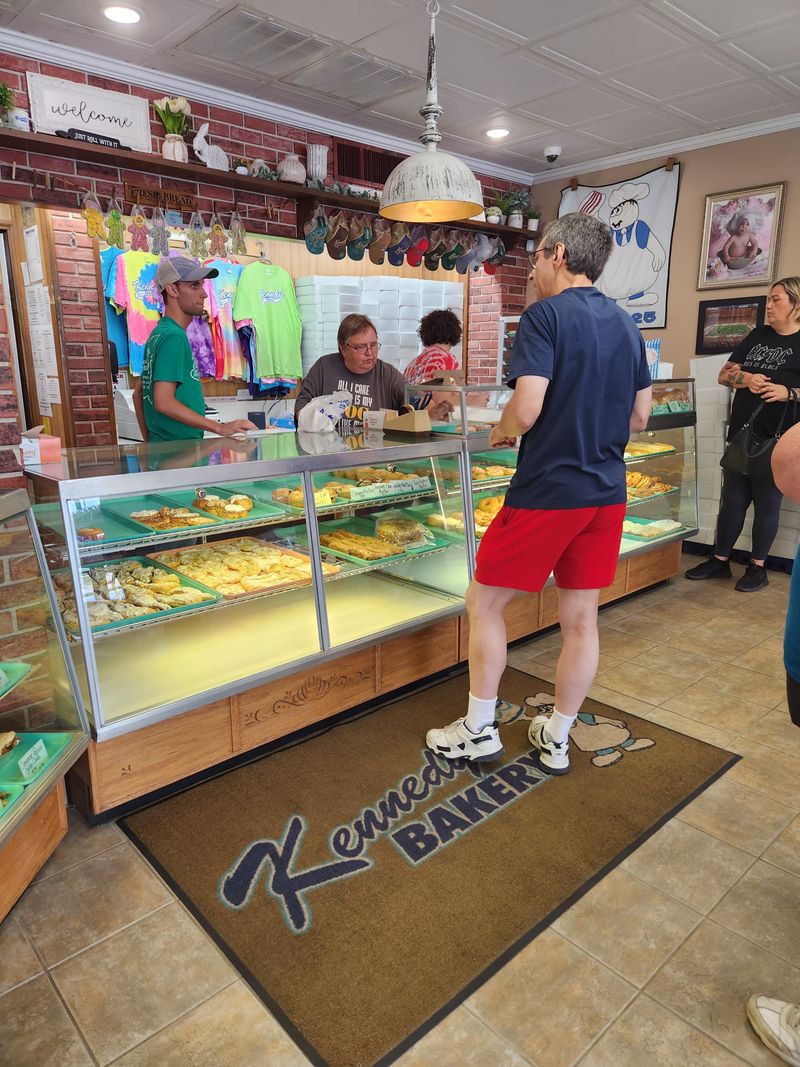 The Early Morning Rush and Planning Your Visit