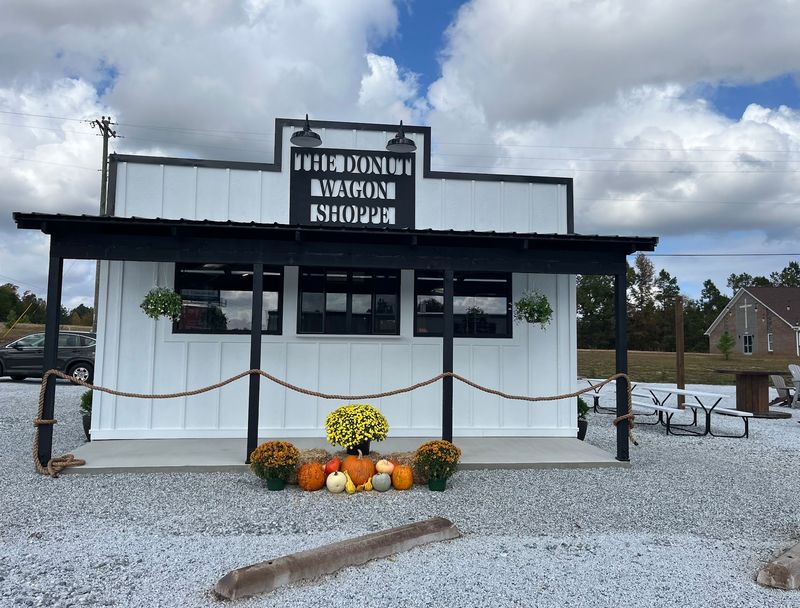 The Donut Wagon Shoppe, Seneca The Donut Wagon Shoppe, Seneca