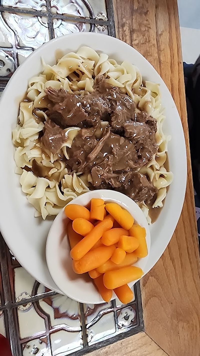 Lunch Specials That Change and Always Satisfy