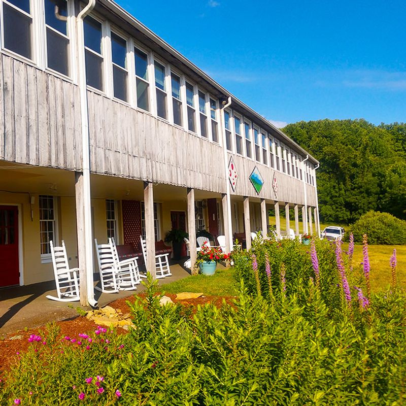 Graves Mountain Lodge Is The Real Deal