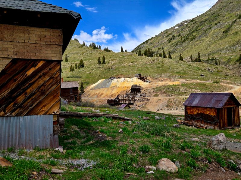 Ghost Towns and Mining History