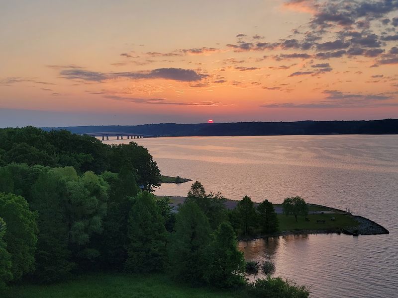 Kentucky Lake Is Right In Your Backyard